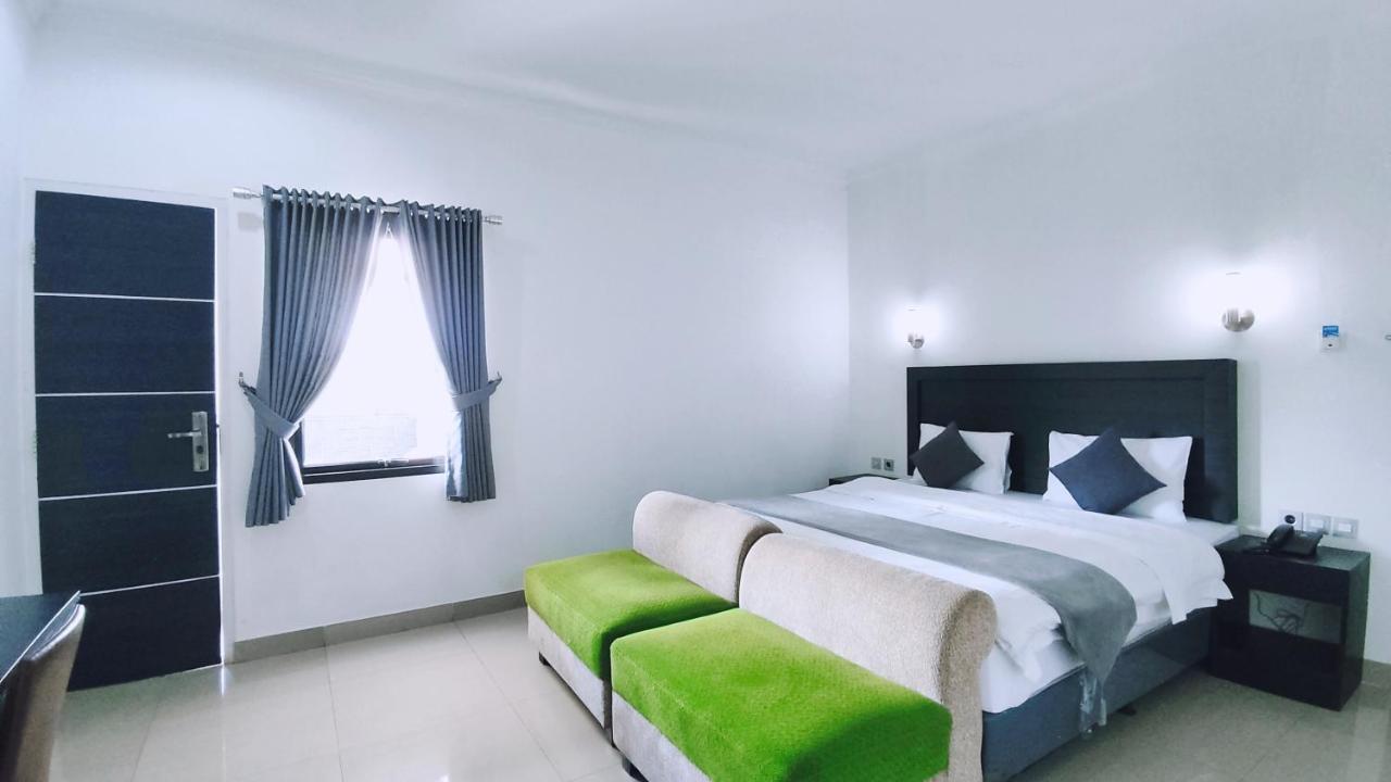 Charaka Residence Banjarnegara Exterior foto